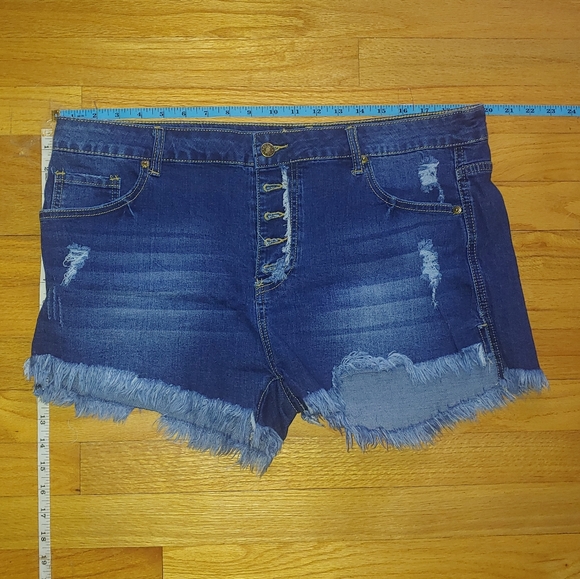 Blue Distressed Denim Frayed Shorts Button Up Front Women's XXL - Picture 1 of 7